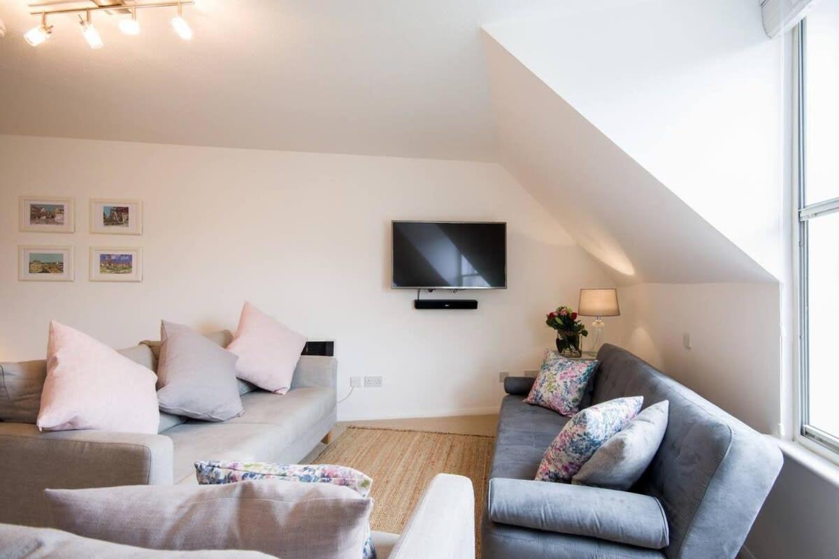 Modern Apartment In The Heart Of Oxford With Secure Underground Parking Exterior photo