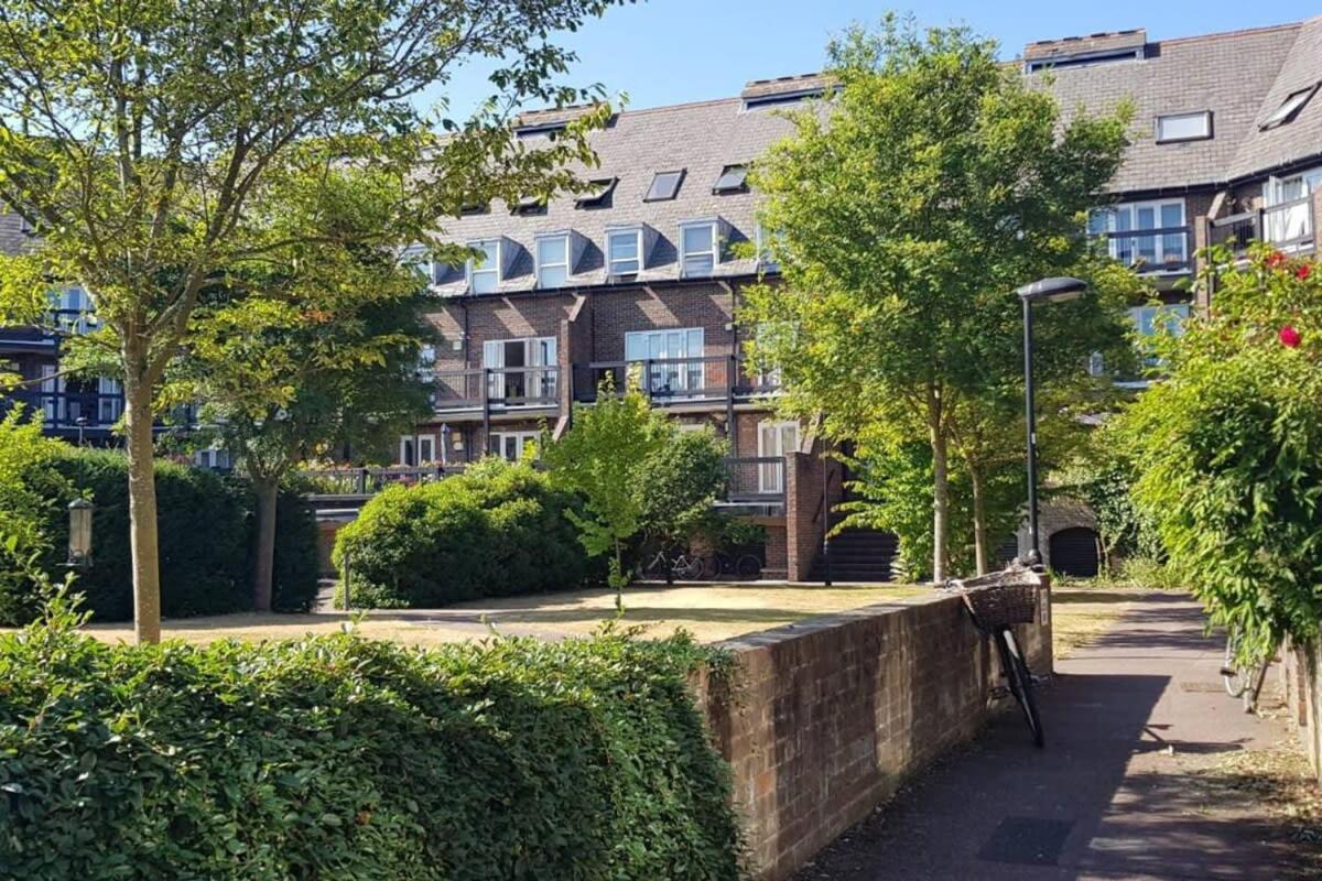 Modern Apartment In The Heart Of Oxford With Secure Underground Parking Exterior photo